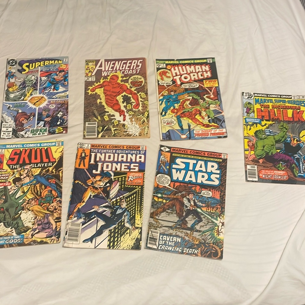 Lot of 7 marvel and dc comics